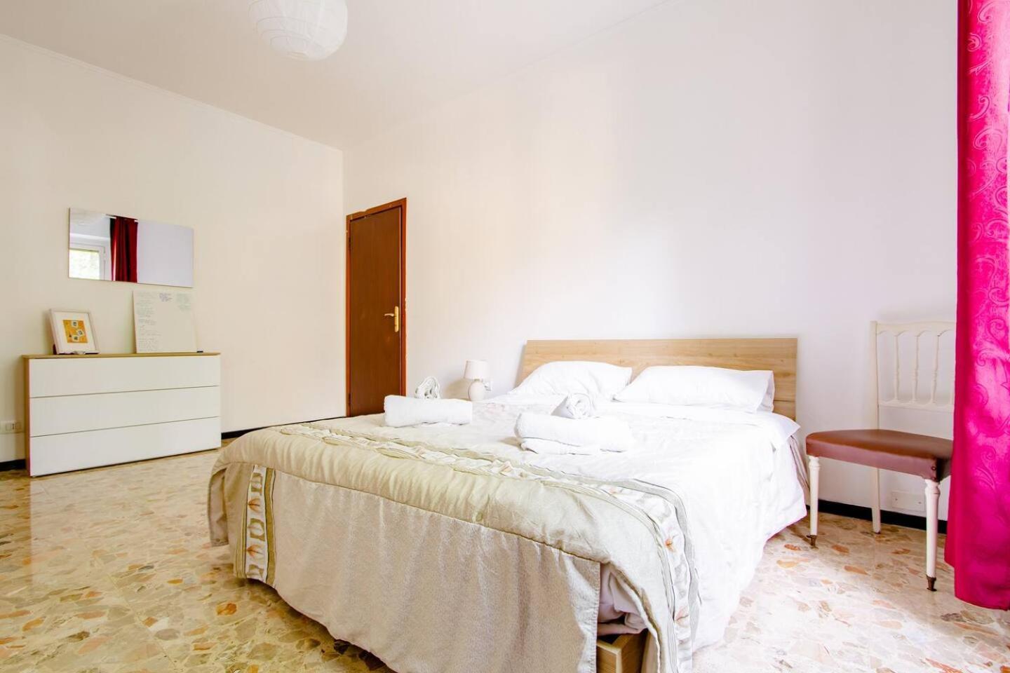 Quiet And Private In Milán